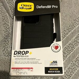OtterBox Defender Pro Case for iPhone 13 Mini - Black